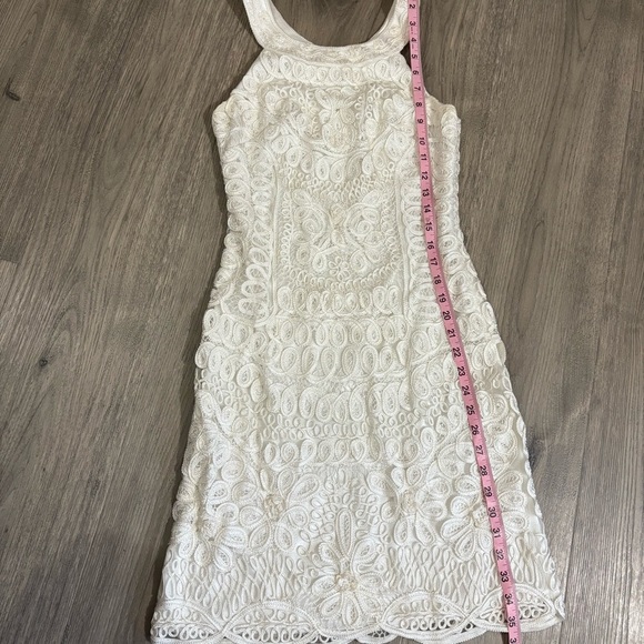 SUE WONG Appliqué Halter Sleeveless Dress White Ivory Sz 2 Bridal Embroidered - Picture 8 of 16